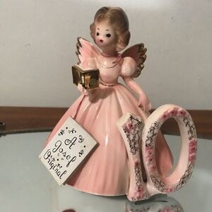 ✔️Vintage Josef Ceramic Figurine 🌺